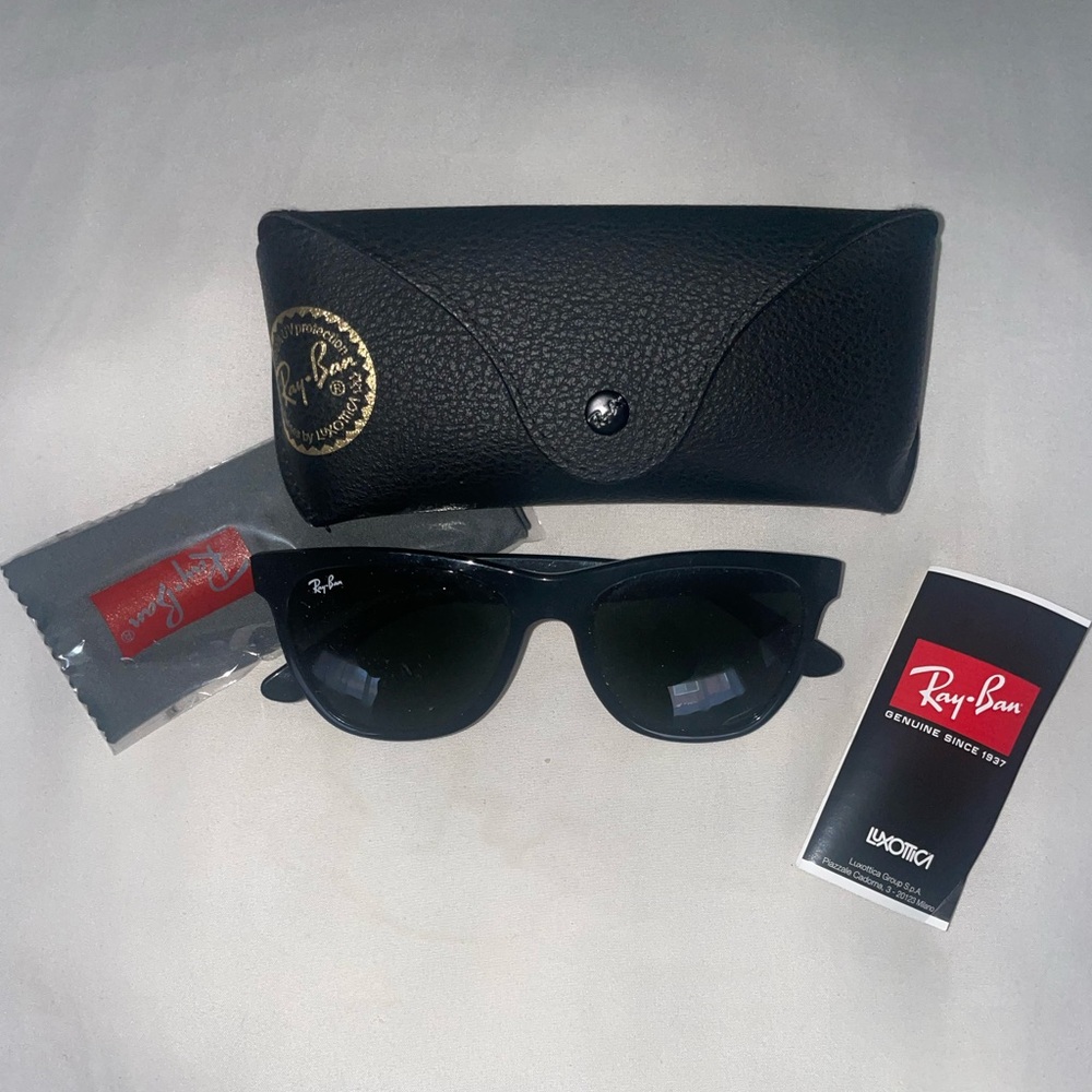 Ray bands black glasses